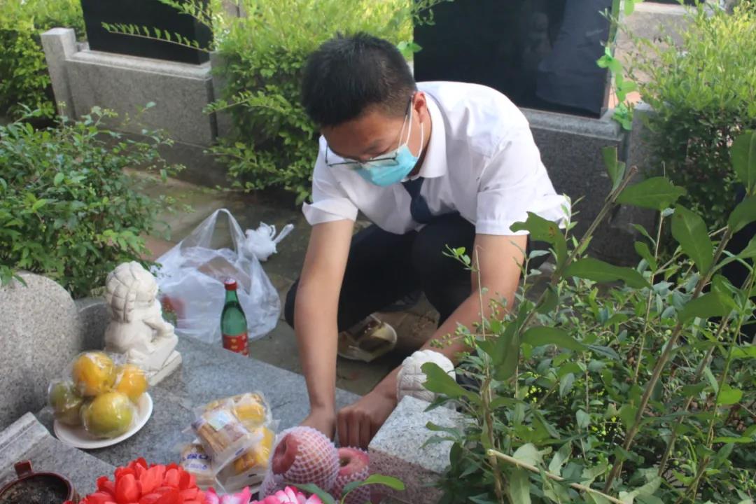 1645071223855328.jpg 1645071223855328.jpg